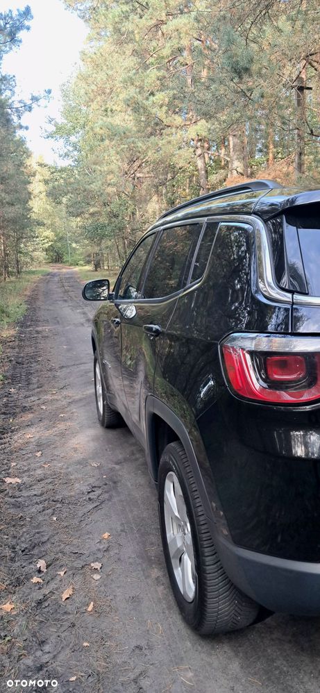 Jeep Compass - 25