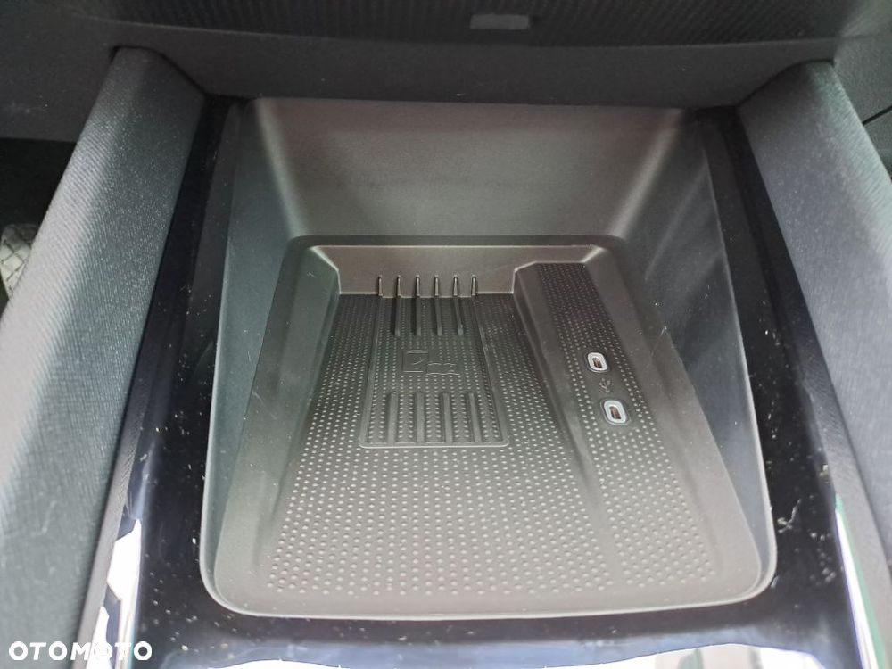 Skoda Octavia 1.5 TSI mHEV Drive Selection DSG - 11