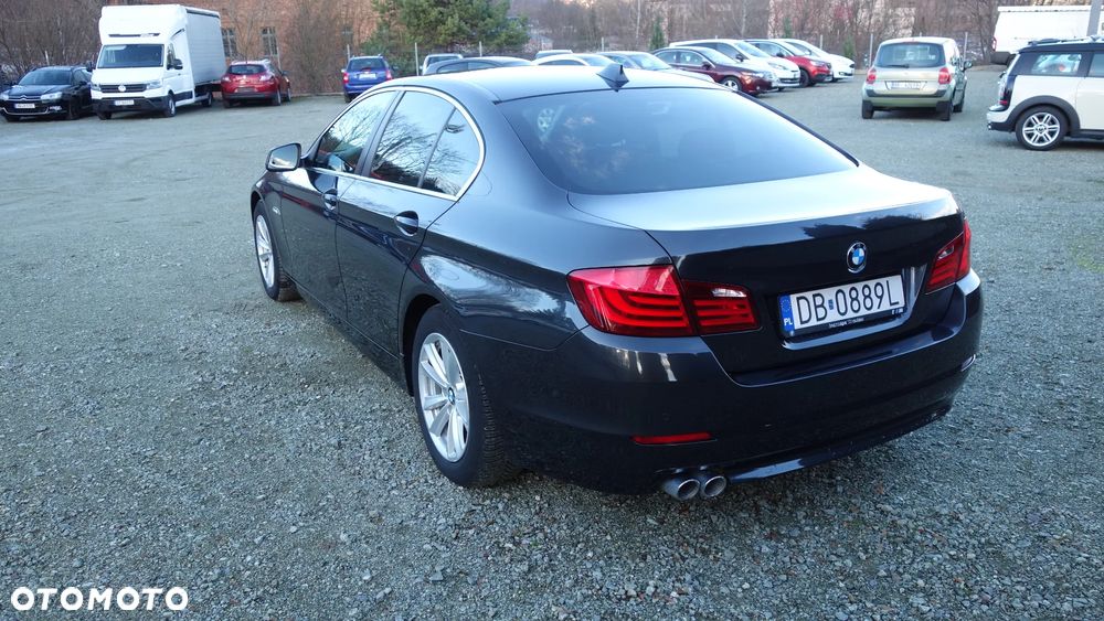 BMW Seria 5 520d Luxury Line - 4