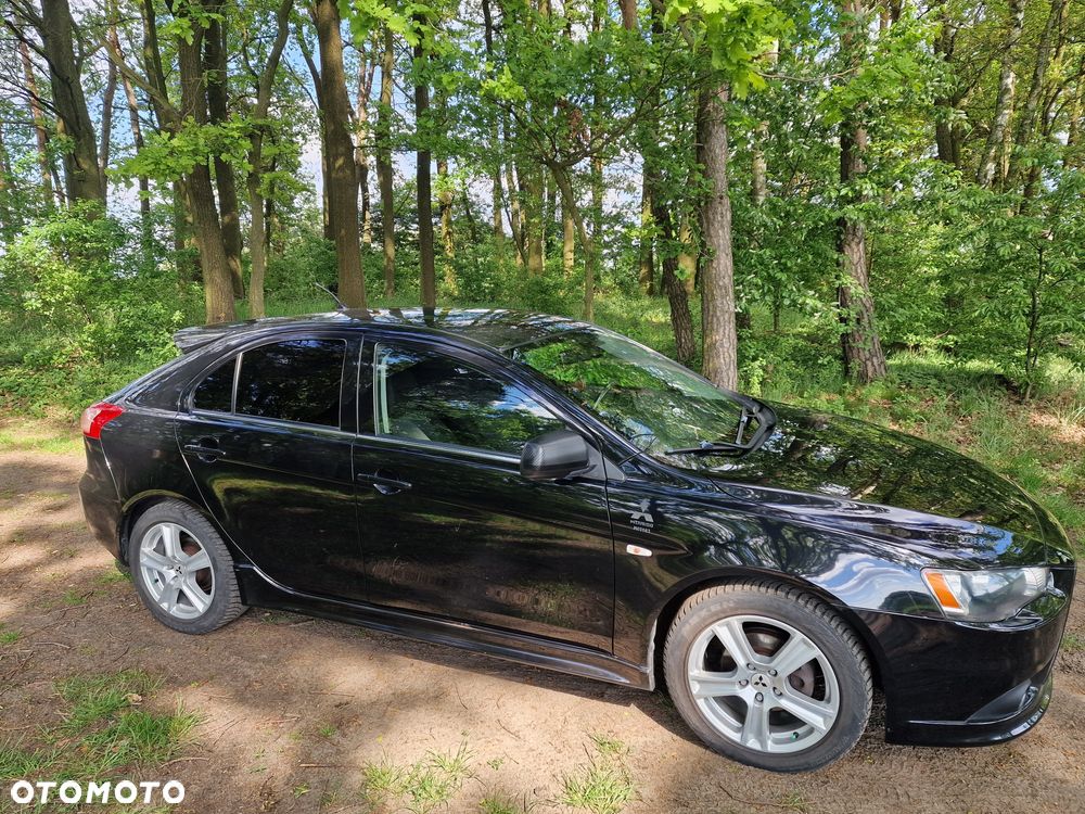 Mitsubishi Lancer - 7
