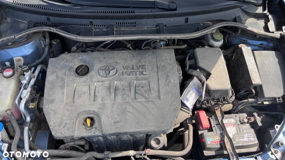 Toyota Auris 1.6 Premium + - 32