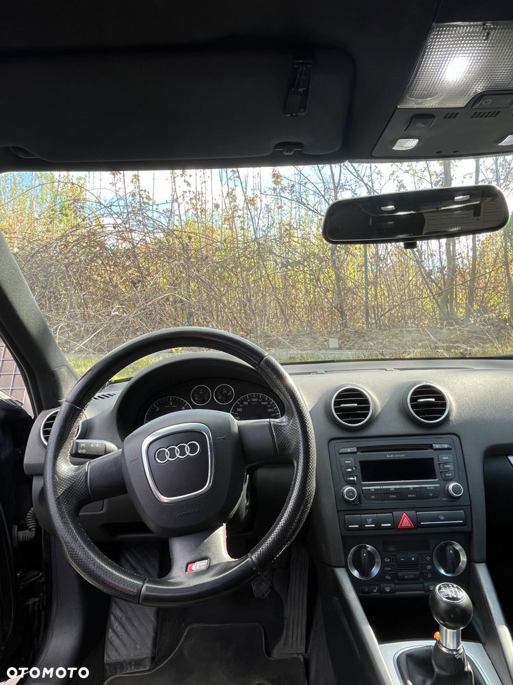 Audi A3 Sportback 2.0 TDI DPF Ambition - 14