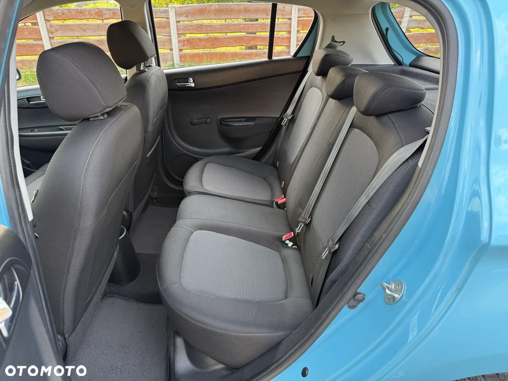 Hyundai i20 1.25 Comfort - 27