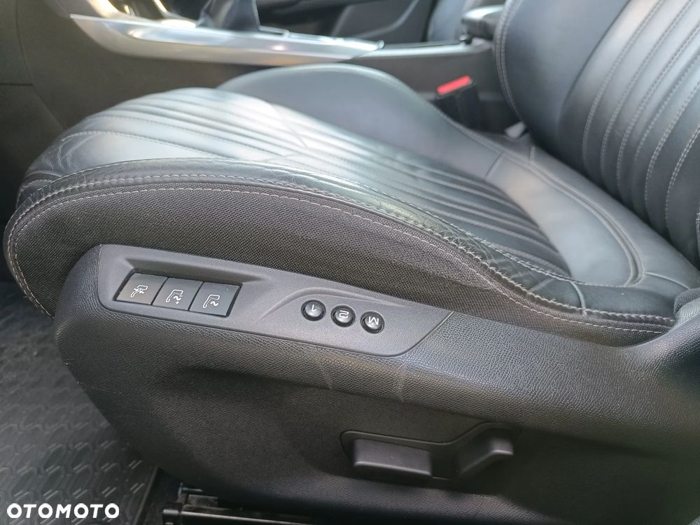 Peugeot 308 SW HDi FAP 150 Allure - 11