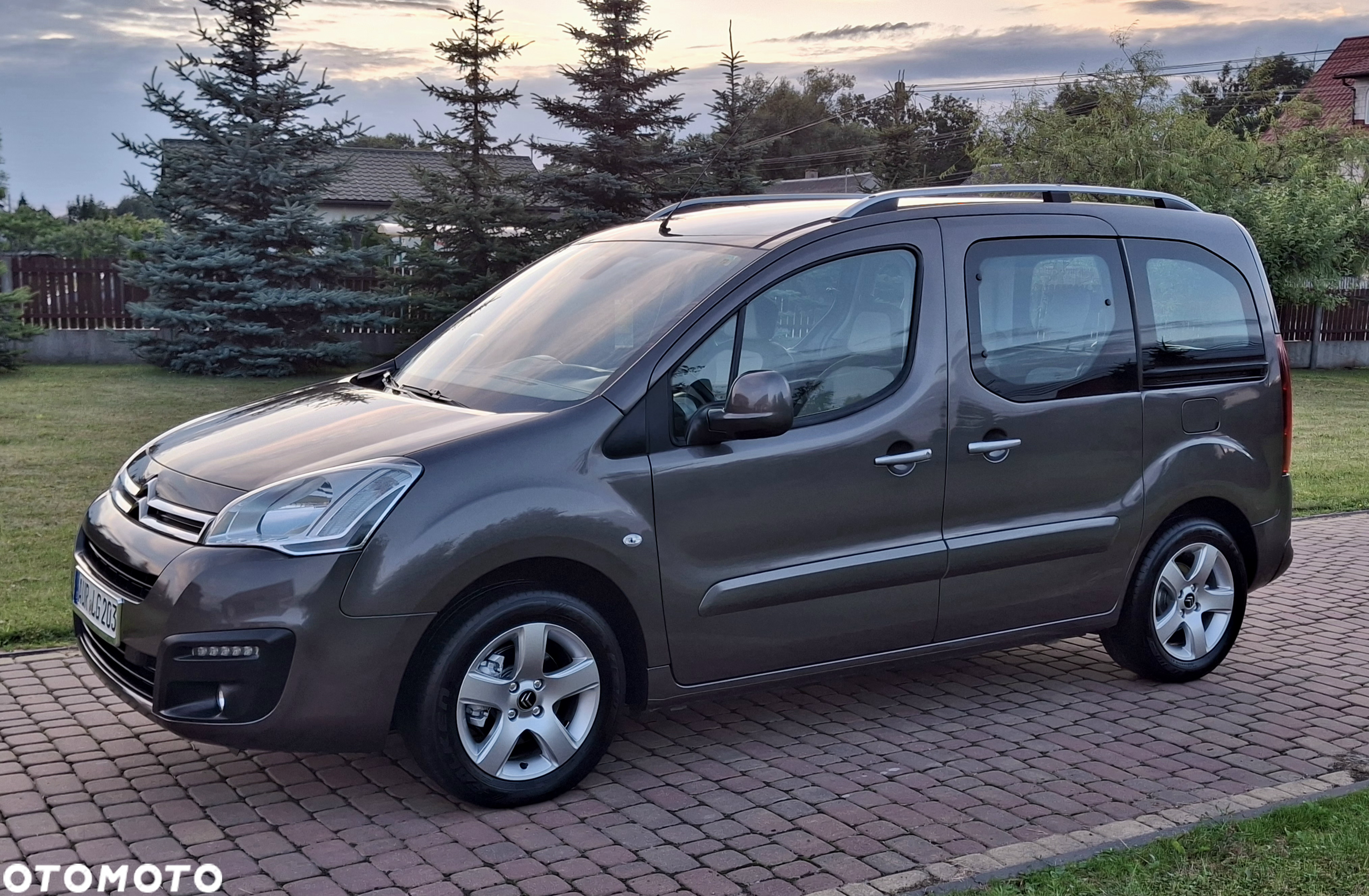 Citroën Berlingo Multispace BlueHDi 100 FEEL - 9