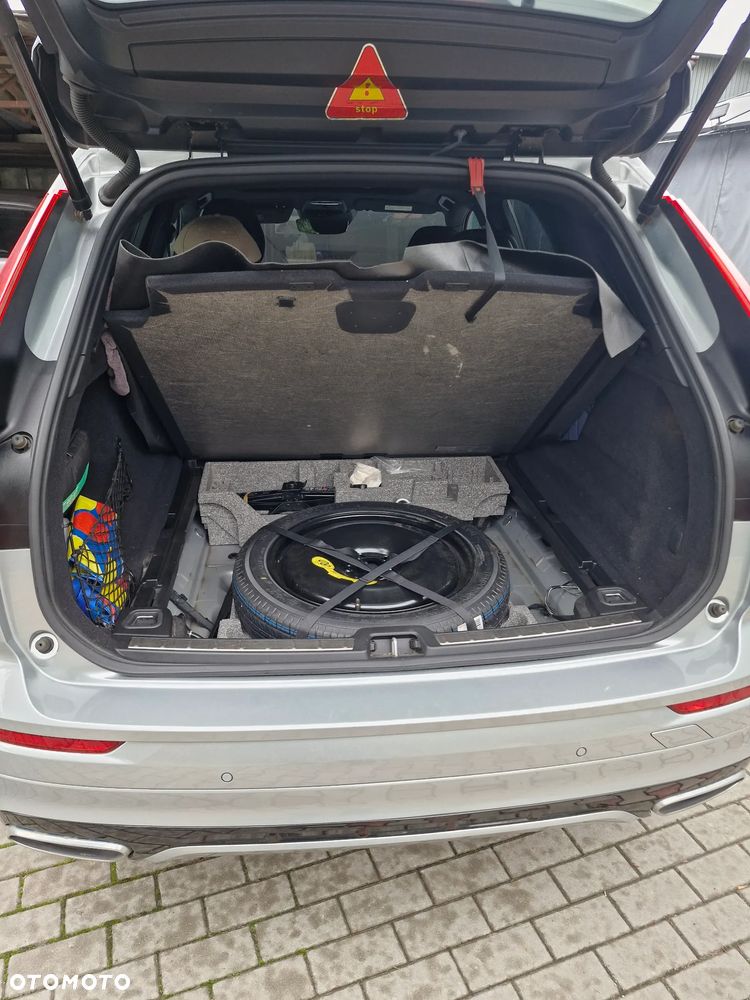 Volvo XC 60 D5 SCR AWD Inscription - 14