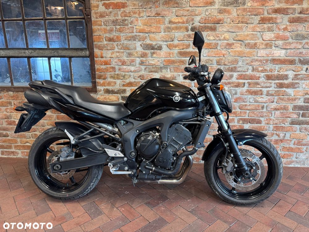 Yamaha FZ6 - 1