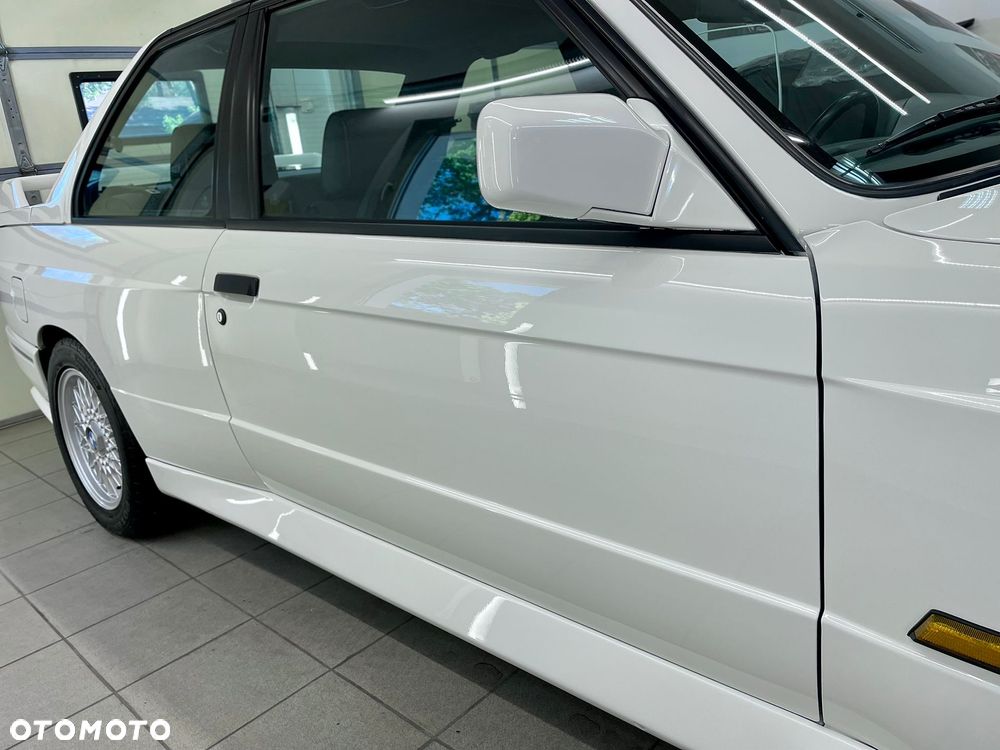 BMW M3 Standard - 18