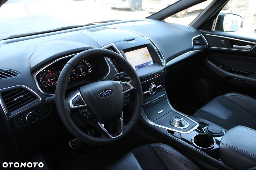 Ford S-Max - 15