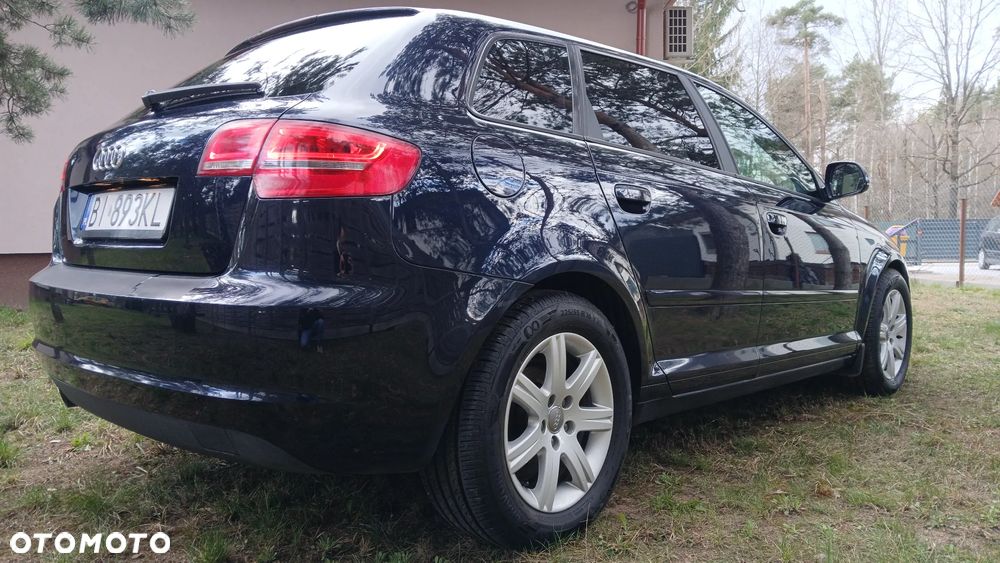 Audi A3 Sportback 1.6 TDI DPF Ambition - 7