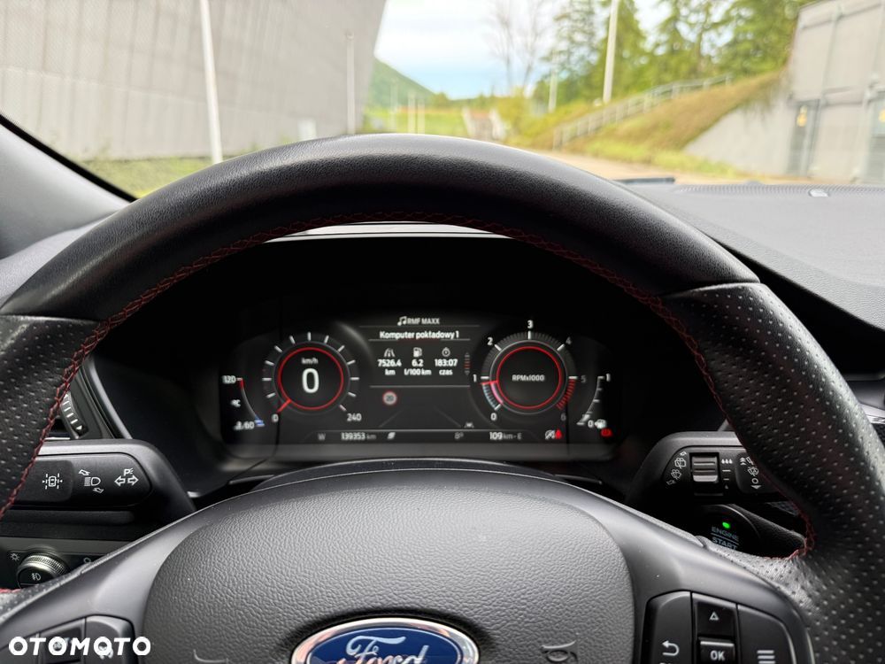 Ford Kuga 2.0 EcoBlue Hybrid ST-LINE X - 23