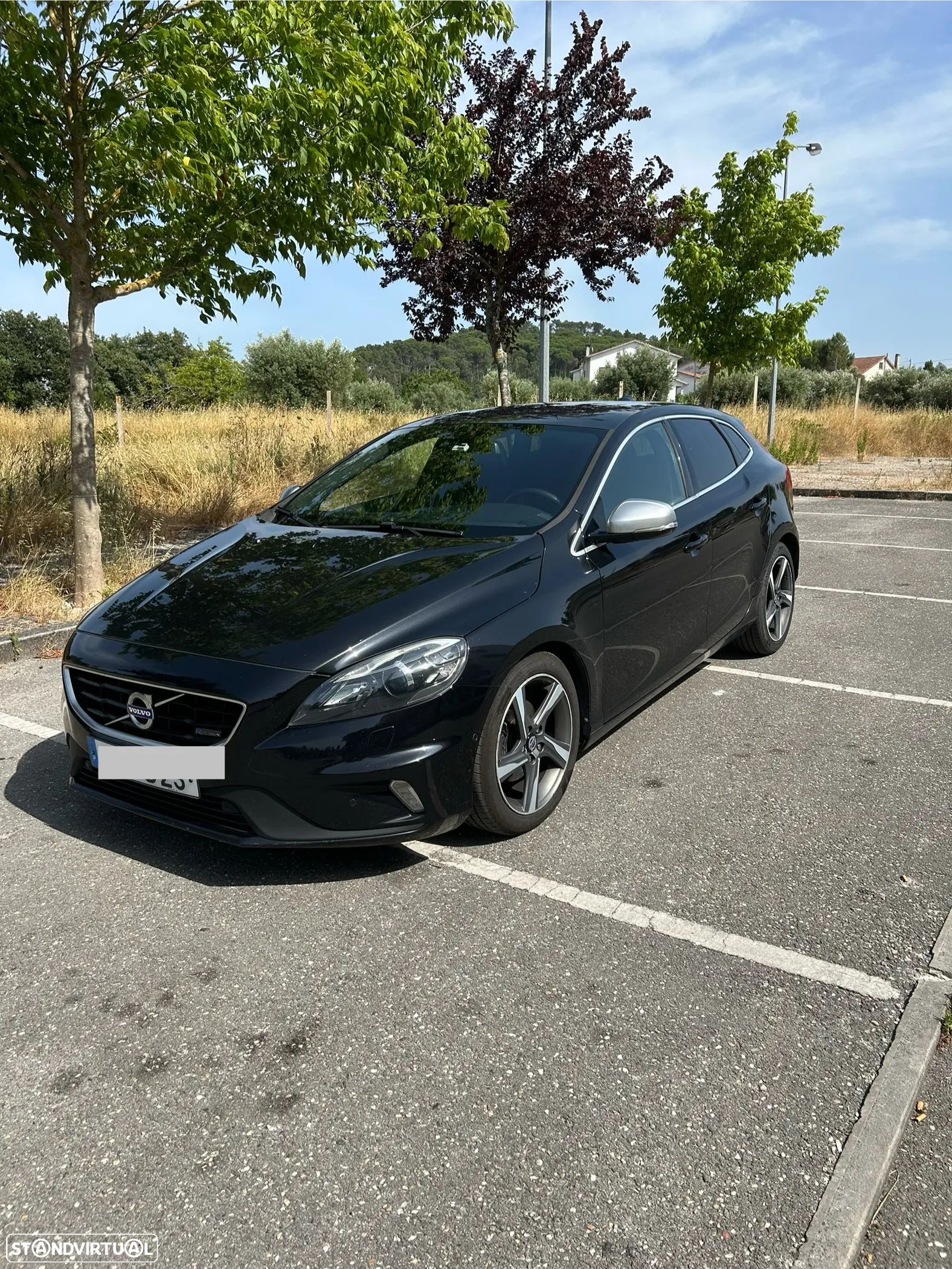 Volvo V40 1.6 D2 R-Design - 1