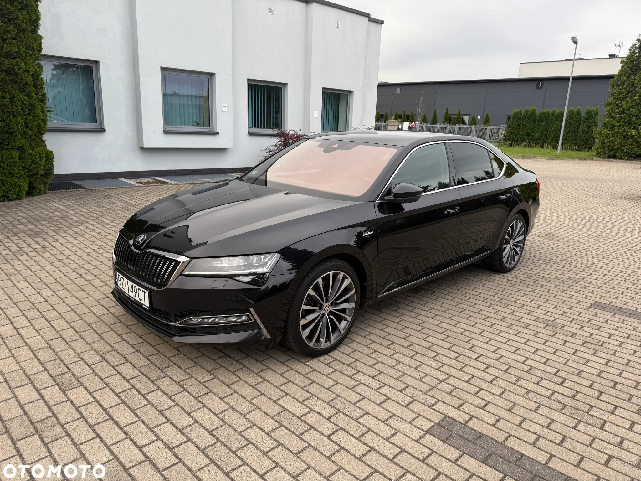 Skoda Superb 2.0 TSI 4x4 L&K DSG - 2