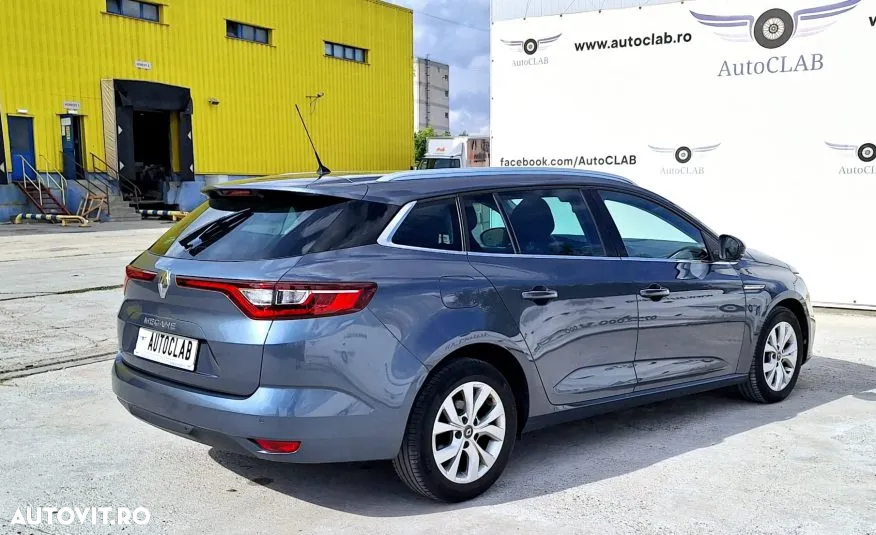 Renault Megane TCe Business - 11