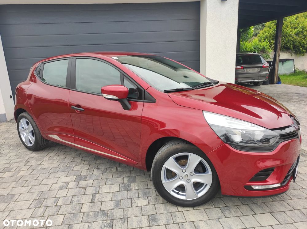 Renault Clio - 15