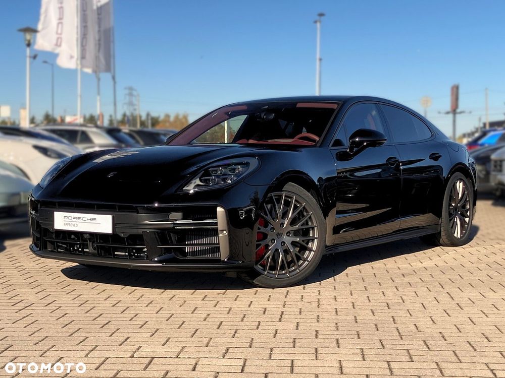 Porsche Panamera - 1