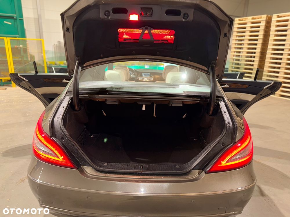 Mercedes-Benz CLS - 27