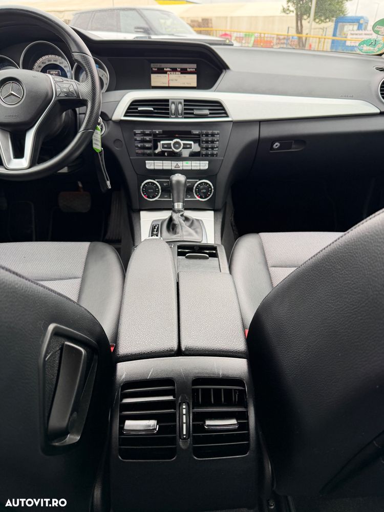 Mercedes-Benz C - 15