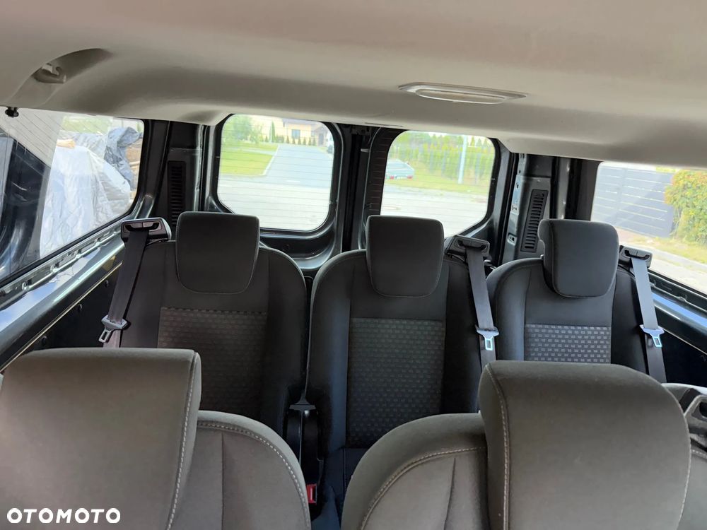 Ford Transit Custom 290 L2H1 Limited - 26