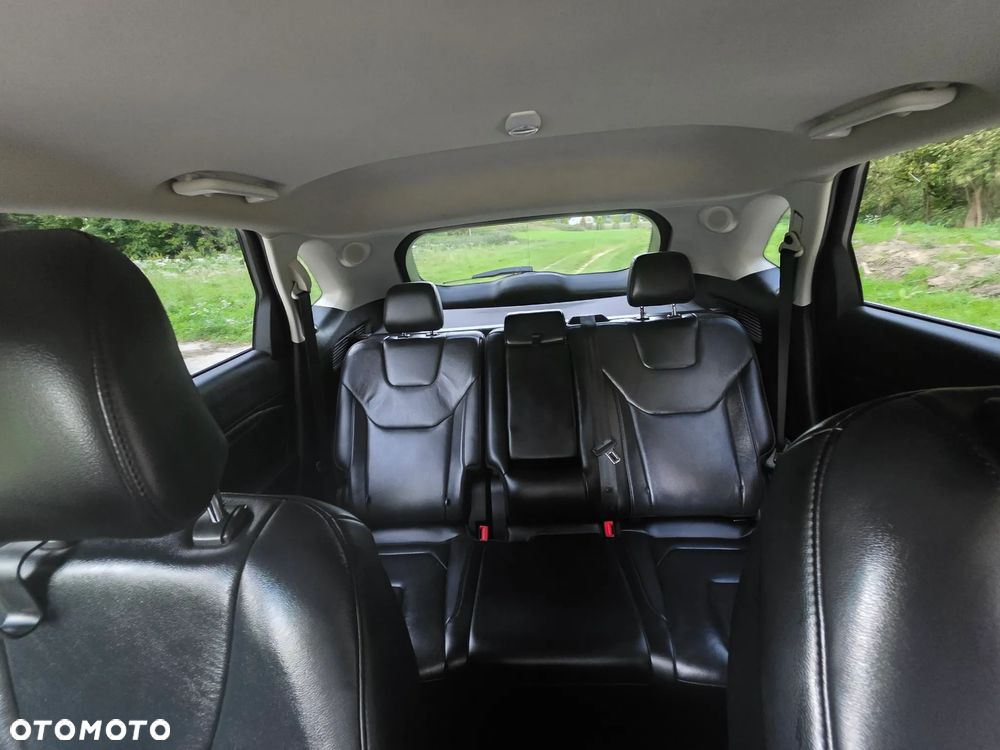 Ford Edge - 18