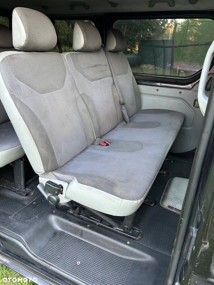Opel Vivaro - 8
