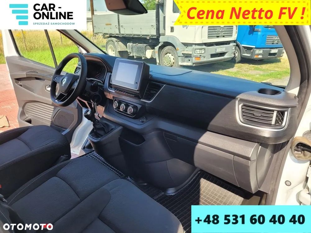 Renault Trafic - 12