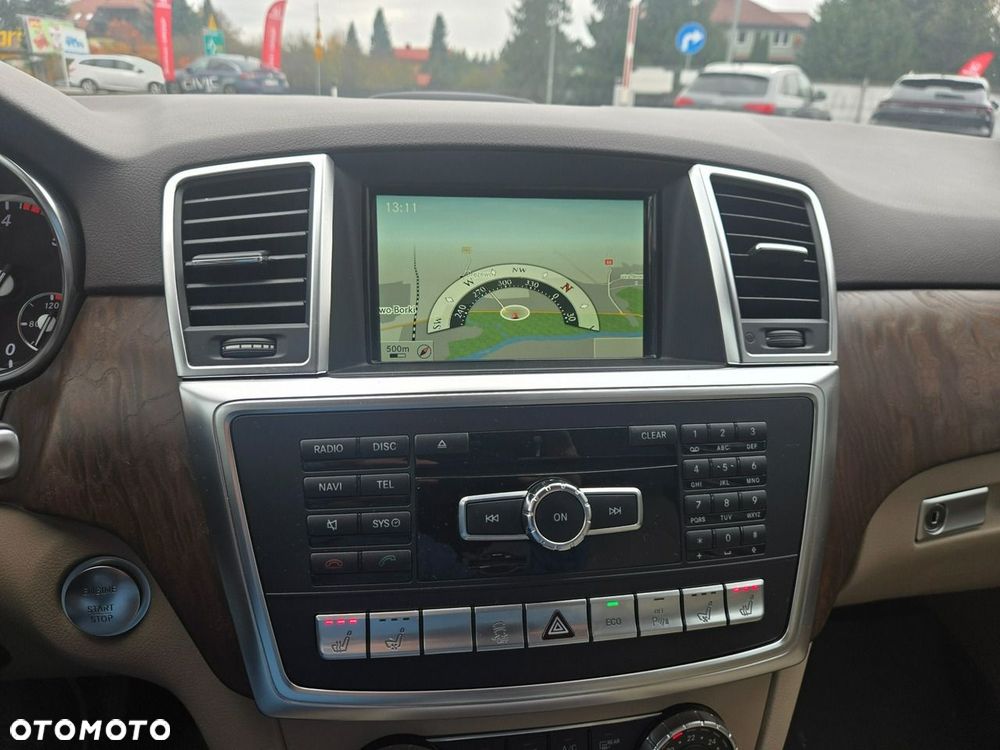 Mercedes-Benz ML 350 BlueTec 4-Matic - 20