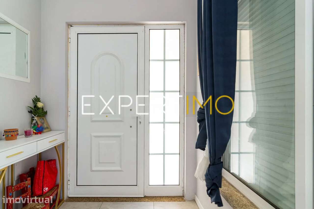 Apartamento T3, com 3 lugares de parqueamento a 10 minutos Lisboa -... - Grande imagem: 3/26