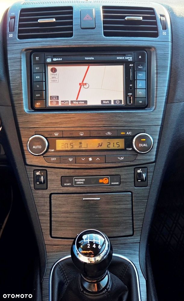 Toyota Avensis 2.2 D-4D Prestige NAVI - 36
