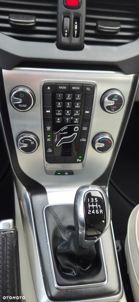 Volvo V40 D2 Drive-E Ocean Race - 24