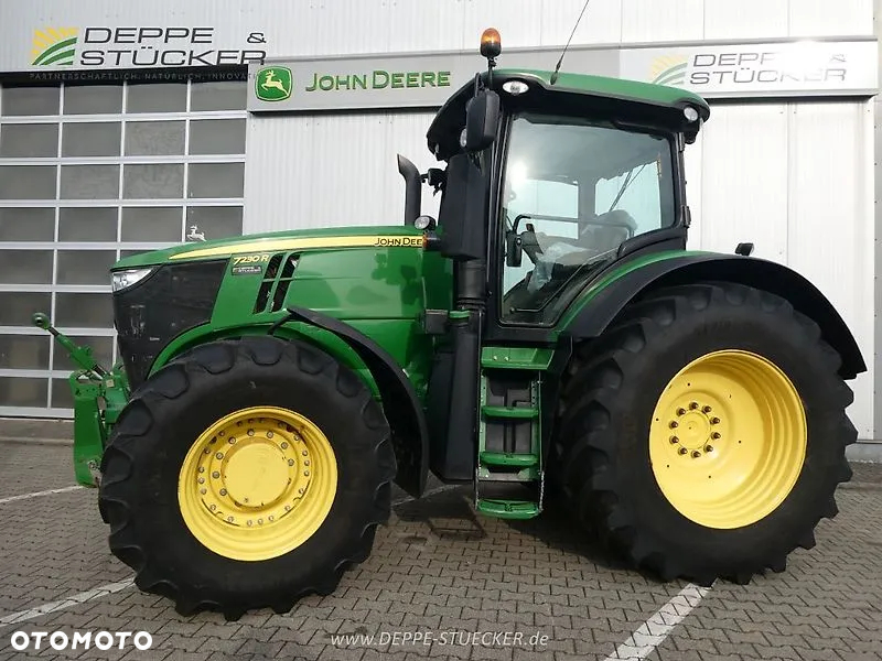 John Deere 7230R - 2