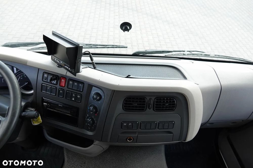 DAF LF 210 / KONTENER - 7 M / SOLÓWKA / WINDA DHOLLANDIA / EURO 6 - 30