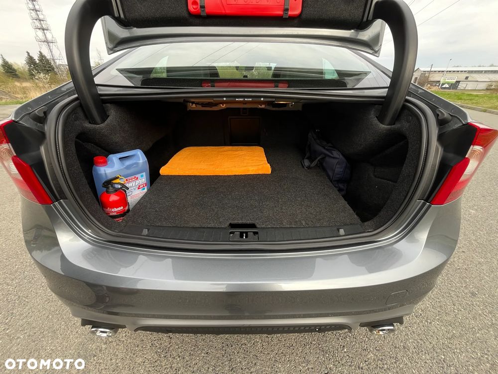 Volvo S60 D3 Drive-E R-Design Momentum - 16