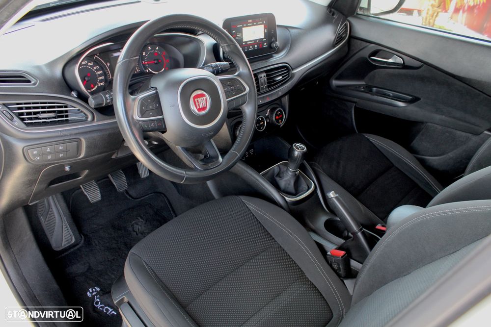 Fiat Tipo 1.3 M-Jet Lounge Tech - 6