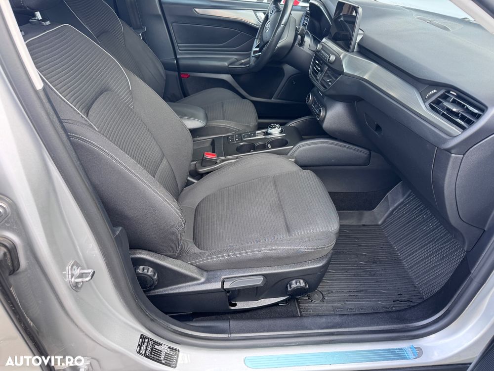 FORD Focus 2021 — imagine 23