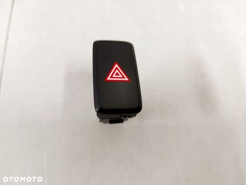 KIA CEED II 2 PRZEŁĄCZNIK PRZYCISK ŚWIATEŁ AWARYJNYCH 93790-A2900 - 1