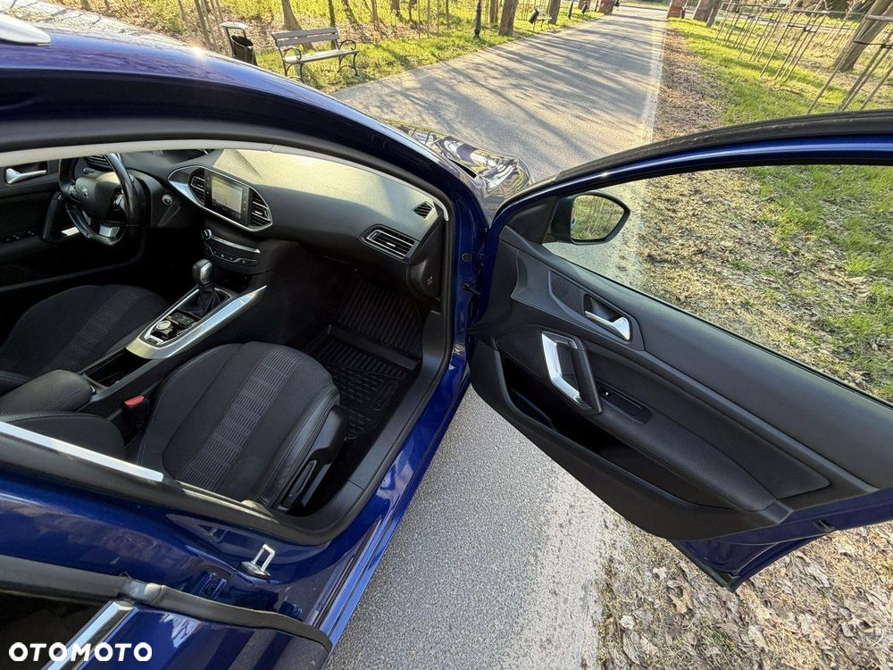 Peugeot 308 - 30