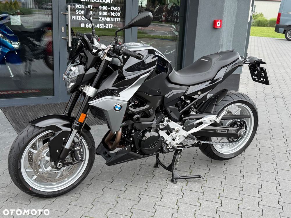 BMW F - 26