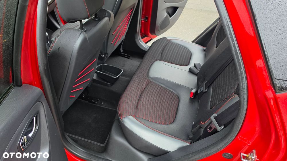 Renault Captur ENERGY dCi 90 Start&Stop Helly Hansen - 17