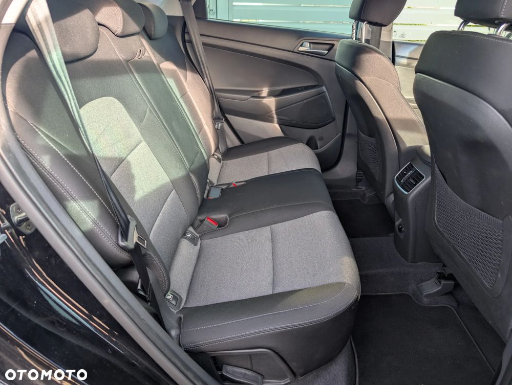 Hyundai Tucson blue 1.6 CRDi 2WD DCT Trend - 24