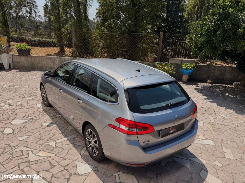 Peugeot 308 SW 1.2 PureTech Allure - 2