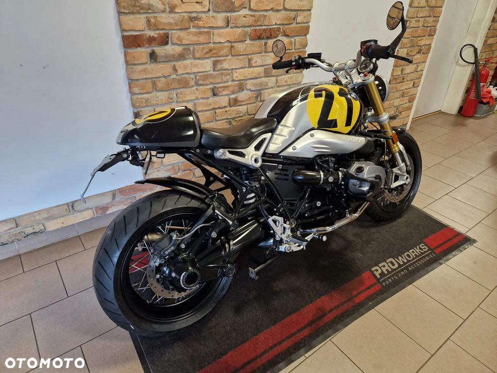 BMW R - 3