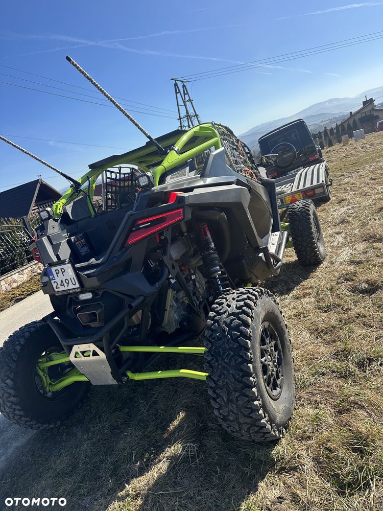 Polaris RZR - 8