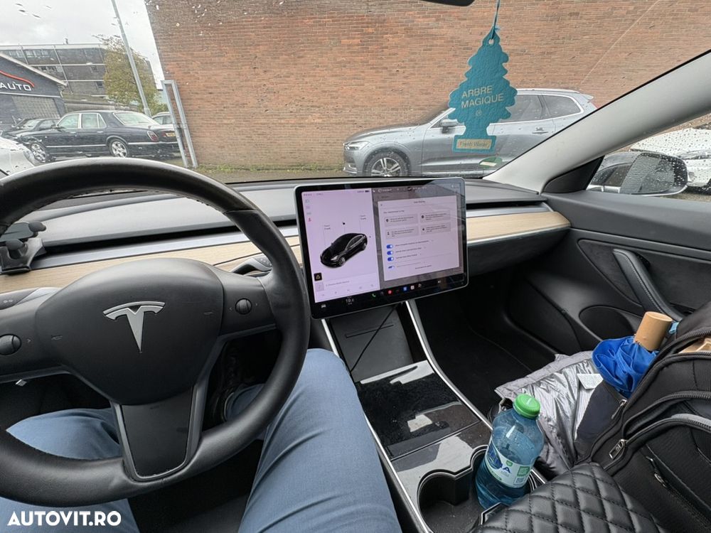 Tesla Model 3 Langstreckenbatterie Allradantrieb Dual Motor - 6