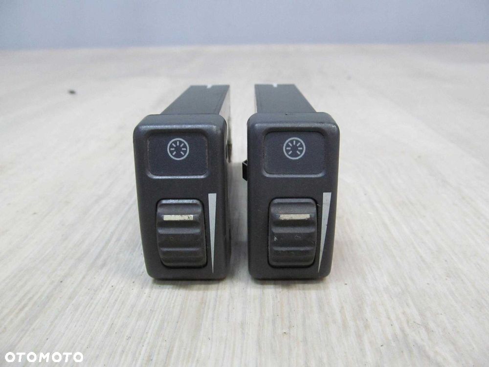 VOLVO V70 PRZELACZNIK REGULACJI SWIATEL 6849861 - 1