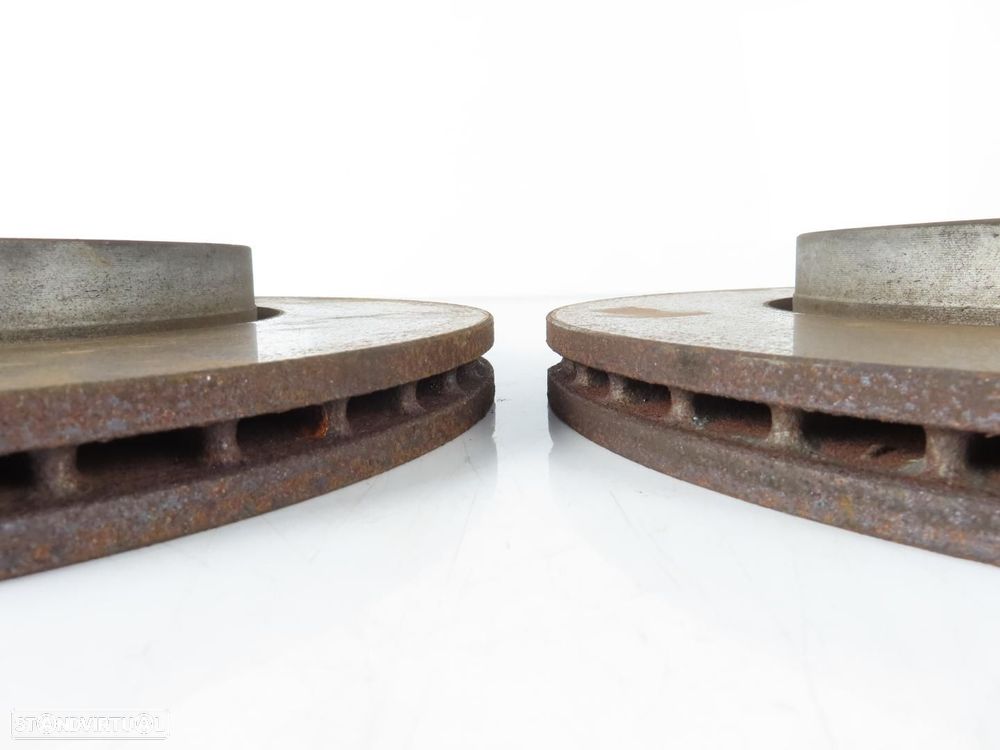 Conjunto de discos de travão "307x24" Frente Usado / Original BMW 2 Active Toure... - 2