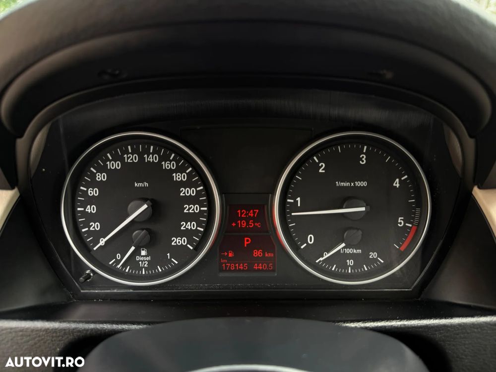 BMW X1 - 10