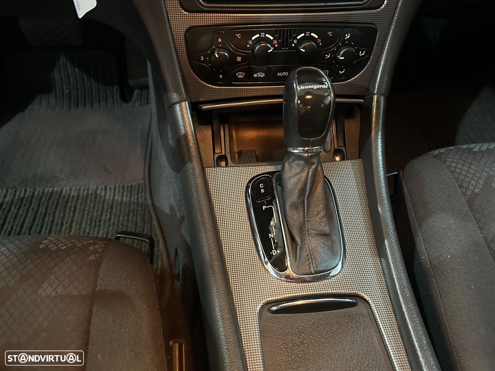 Mercedes-Benz C 180 K Avantgarde Aut. - 15