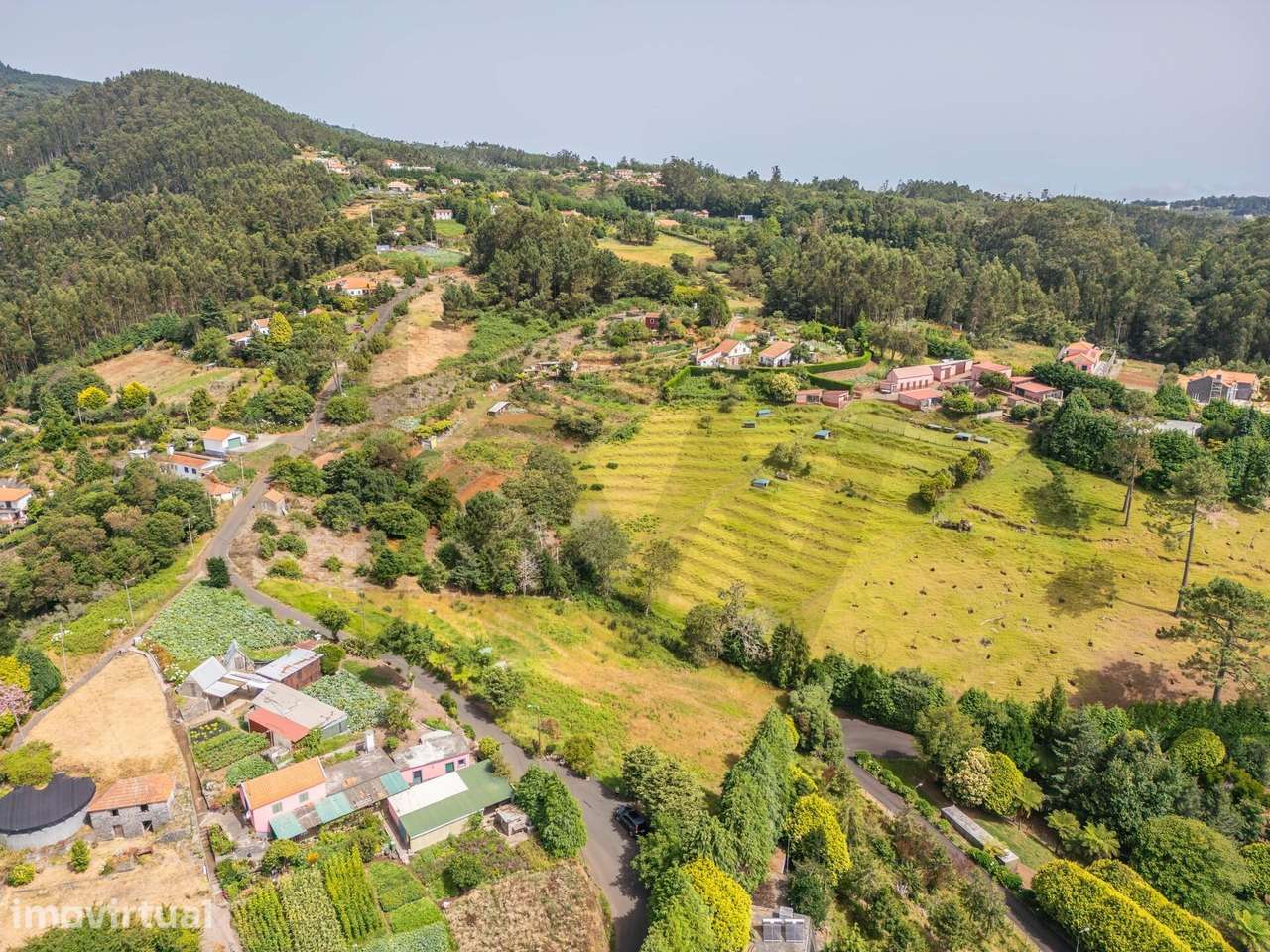 Terreno 1.900 m2 – Santo António da Serra - Grande imagem: 4/39