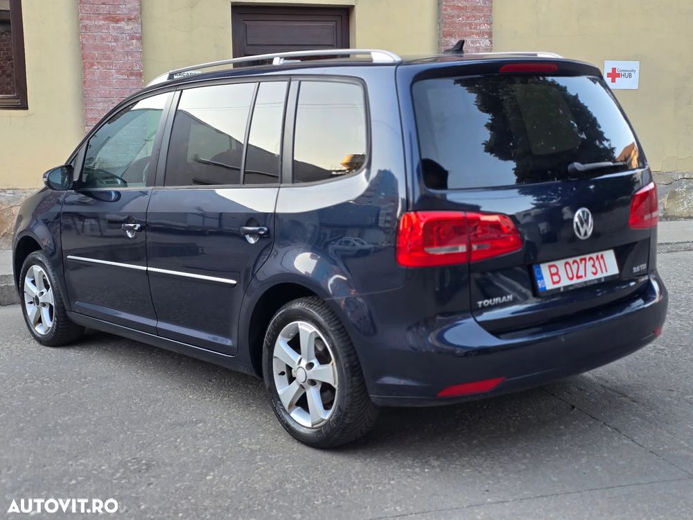 Volkswagen Touran 2.0 TDI Highline - 4